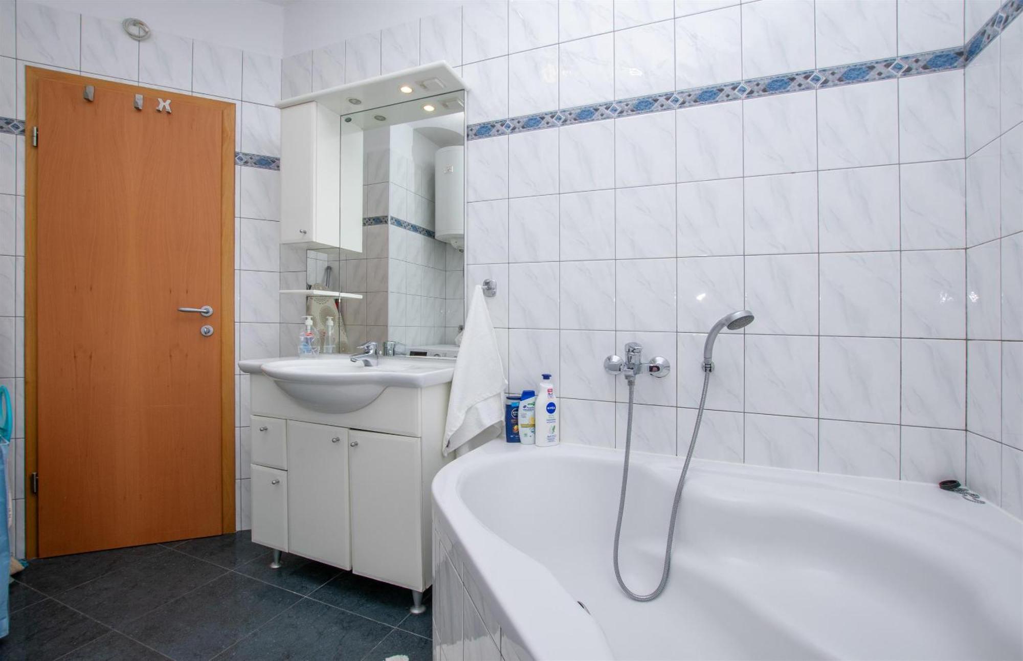Apartment Zdravko Omiš Εξωτερικό φωτογραφία