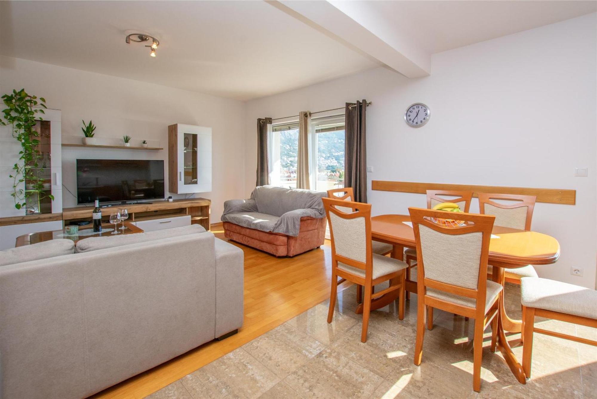 Apartment Zdravko Omiš Εξωτερικό φωτογραφία